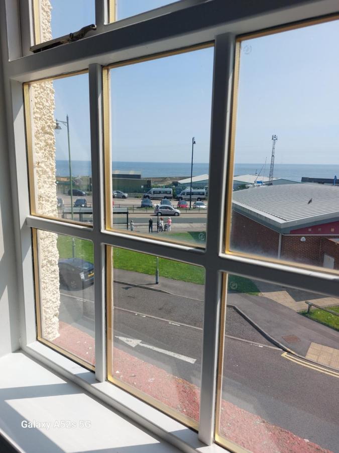 Londonderrys Bar And Accommodation Seaham Exterior photo